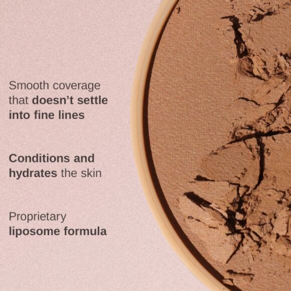 Wander Beauty Wanderlust Powder Foundation in Rich - Picture 2 of 7